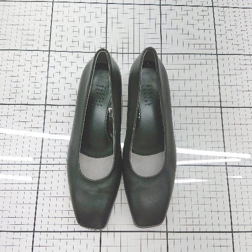 ◇ Θ フィットフィット 高級感 スクエアトゥパンプニーカー