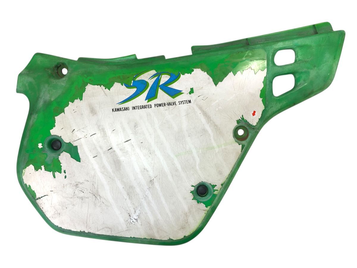 純正 サイドカバー