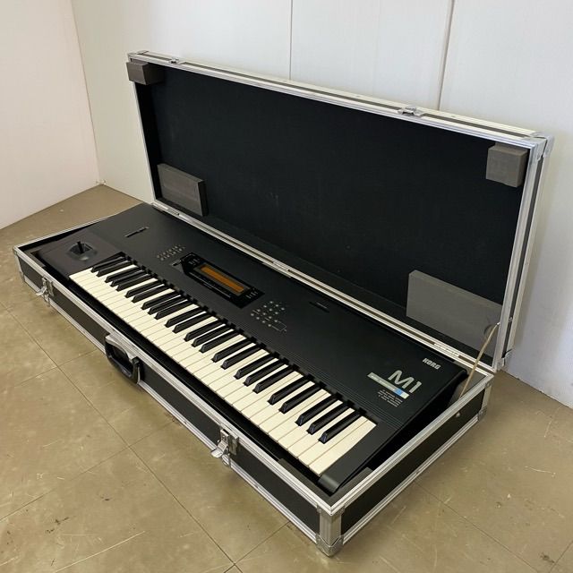 配送、現地引取のみ、リユース品】KORG コルグ MUSIC WORKSTATION M1