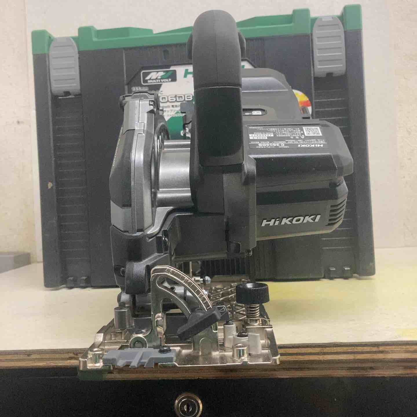 コードレスマルノコ