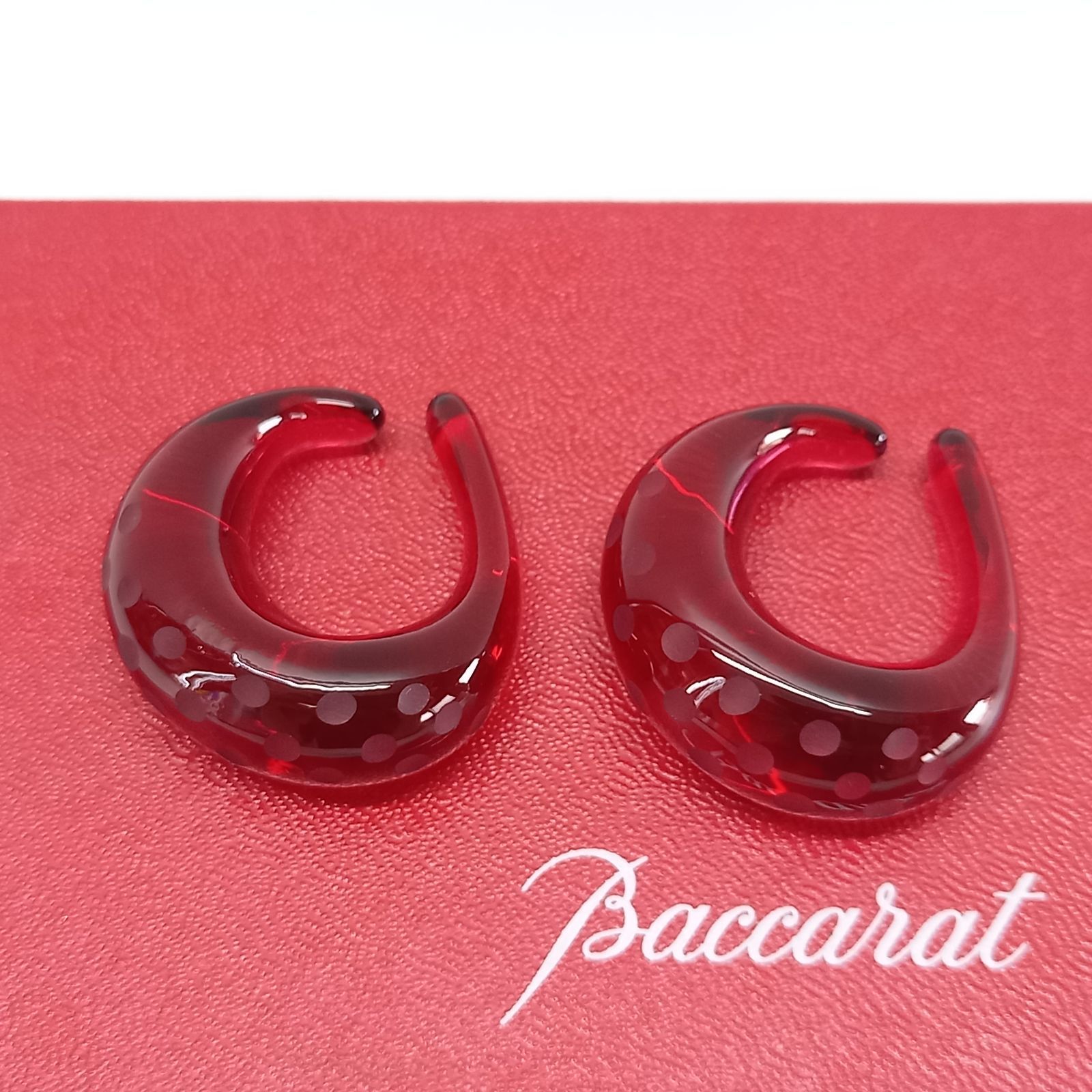 バカラ イヤリング イヤーカフ レッド フープ クリスタル Baccarat 