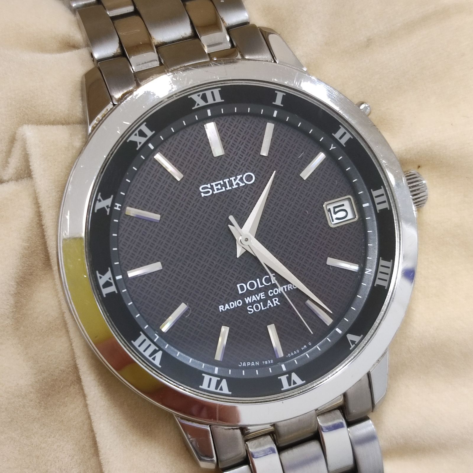 ☆Ryu様専用☆SEIKO DOLCE 電波ソーラー 稼働品 ラウンド 黒文字盤 