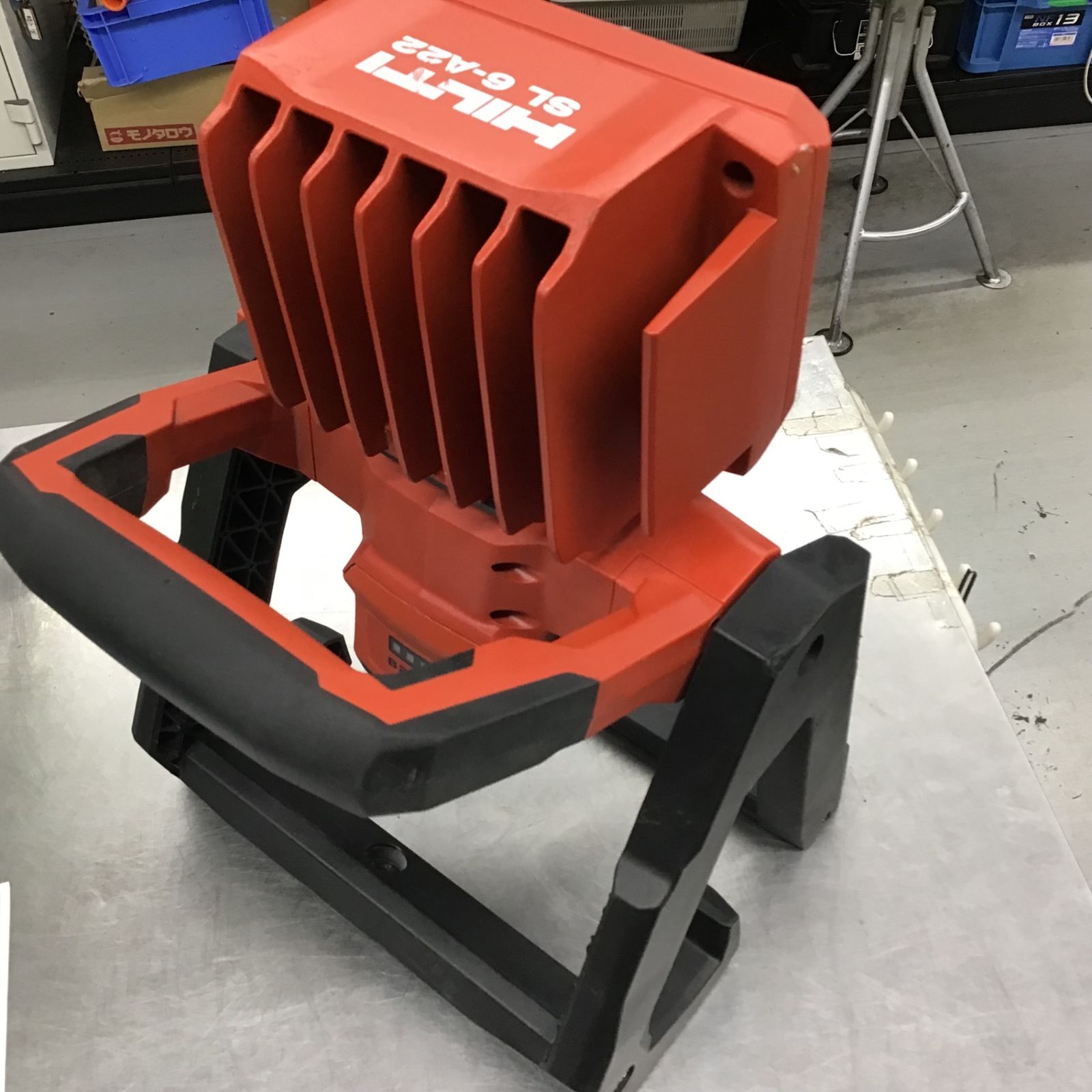 HILTI ヒルティ 充電式エリアライト SL 6-A22 ☆バッテリー1個付き 