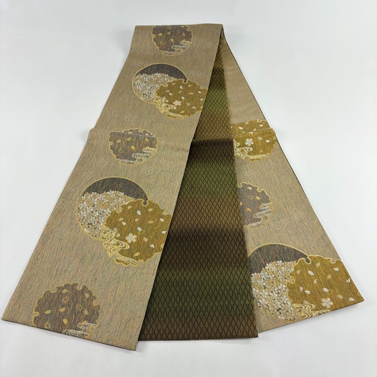 【美品】袋帯　正絹　桜 袋帯 美品 秀品 桜 流水 金糸 箔 金色 六通 正絹 【中古