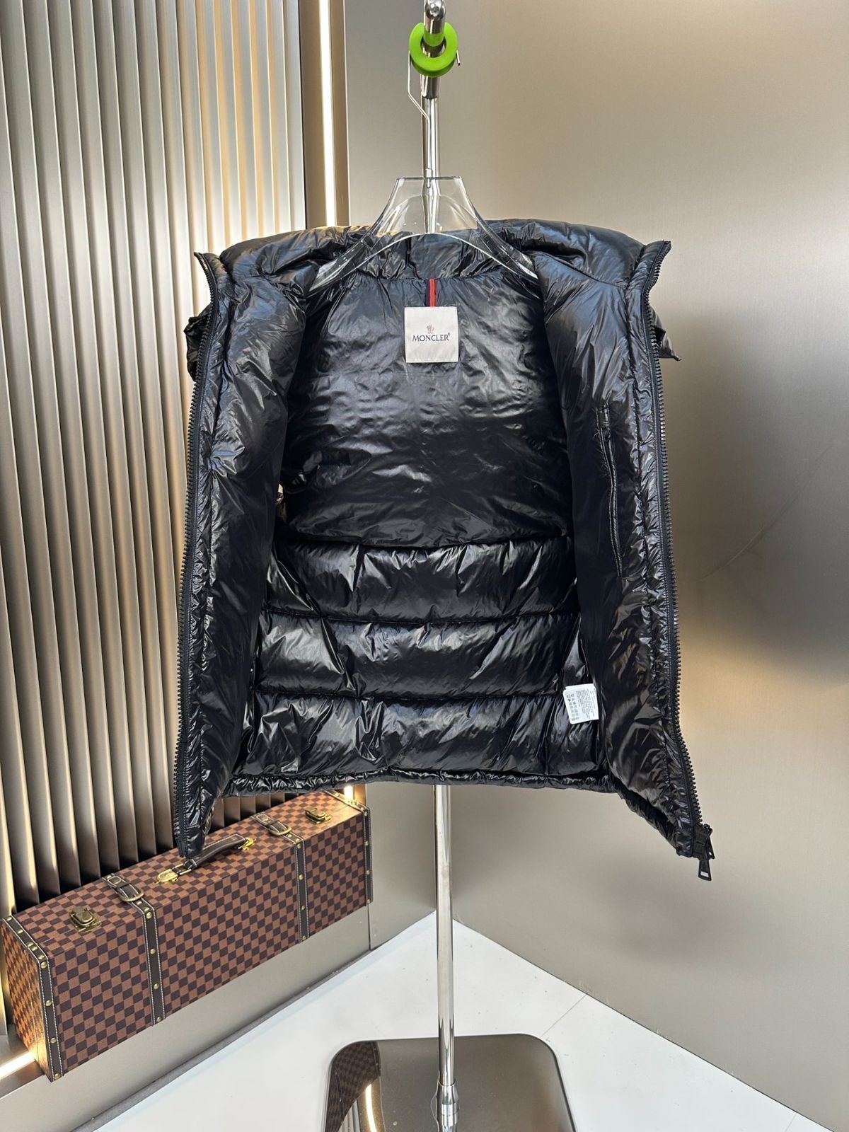 ☆モンクレール　ダウンベスト BEAMS F（ビームスF）MONCLER / BORMES ナイロン ダウンベスト