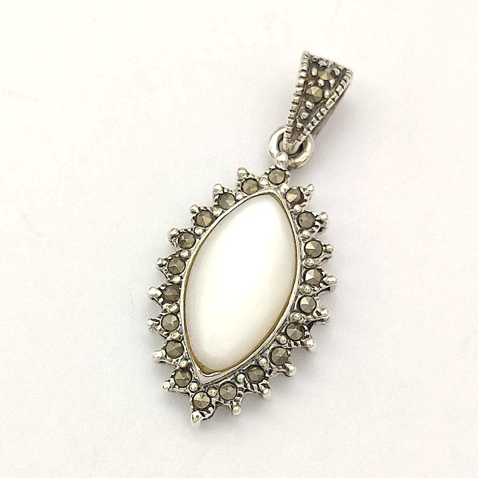 美品】シェルペンダントトップ マーカサイト SILVER シルバー925