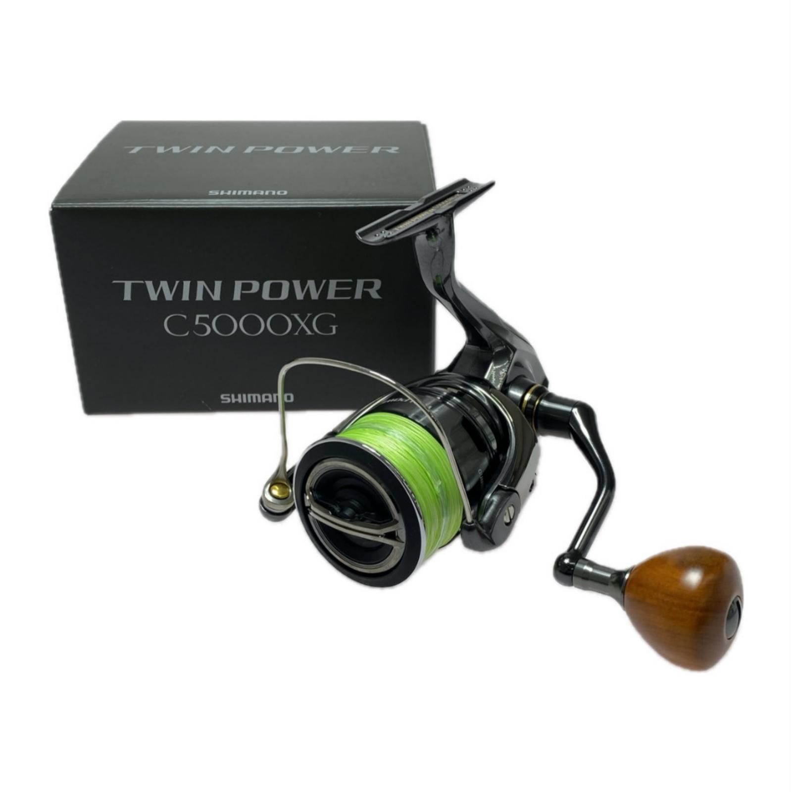 §§SHIMANO シマノ 24ツインパワーC5000XG 046888 スピニングリール 程度AB ウォーターランドウッドノブ付