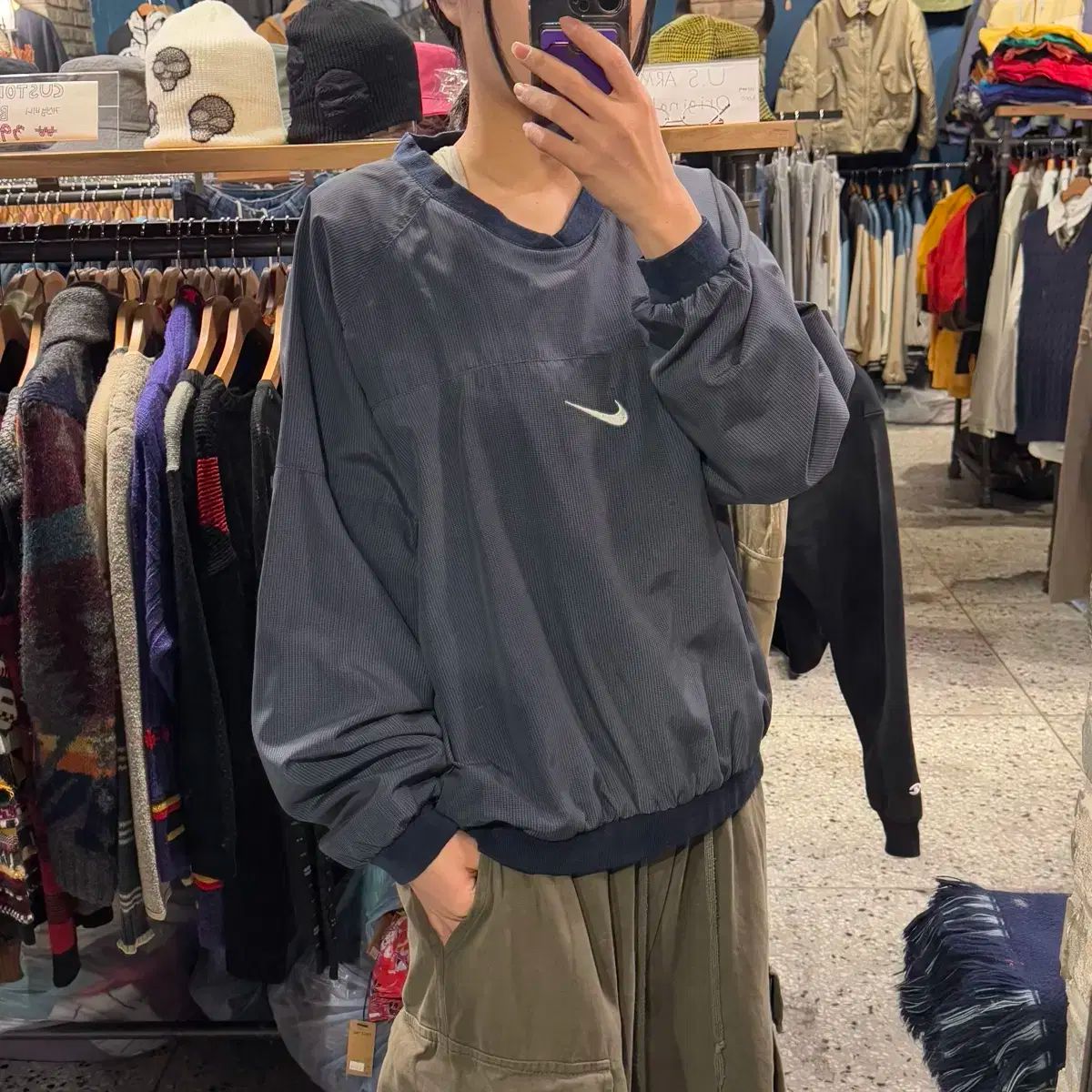 NIKE Nike(ナイキ） スウッシュ スリット パターン ウォームアップ
