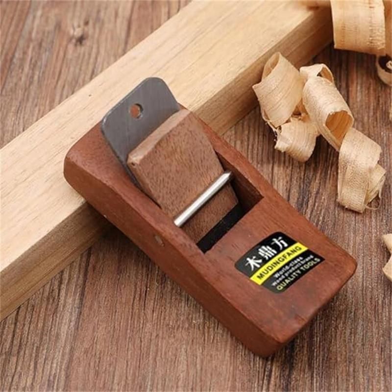 Amazon.co.jp: 鉋 寸八 火熊 中古 かんな カンナ 大工道具 : DIY