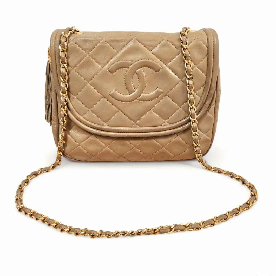 CHANEL　シャネル　マトラッセ　フリンジ　ショルダーバック　ベージュ シャネル フリンジ チェーンショルダーバッグ ベージュ マトラッセ