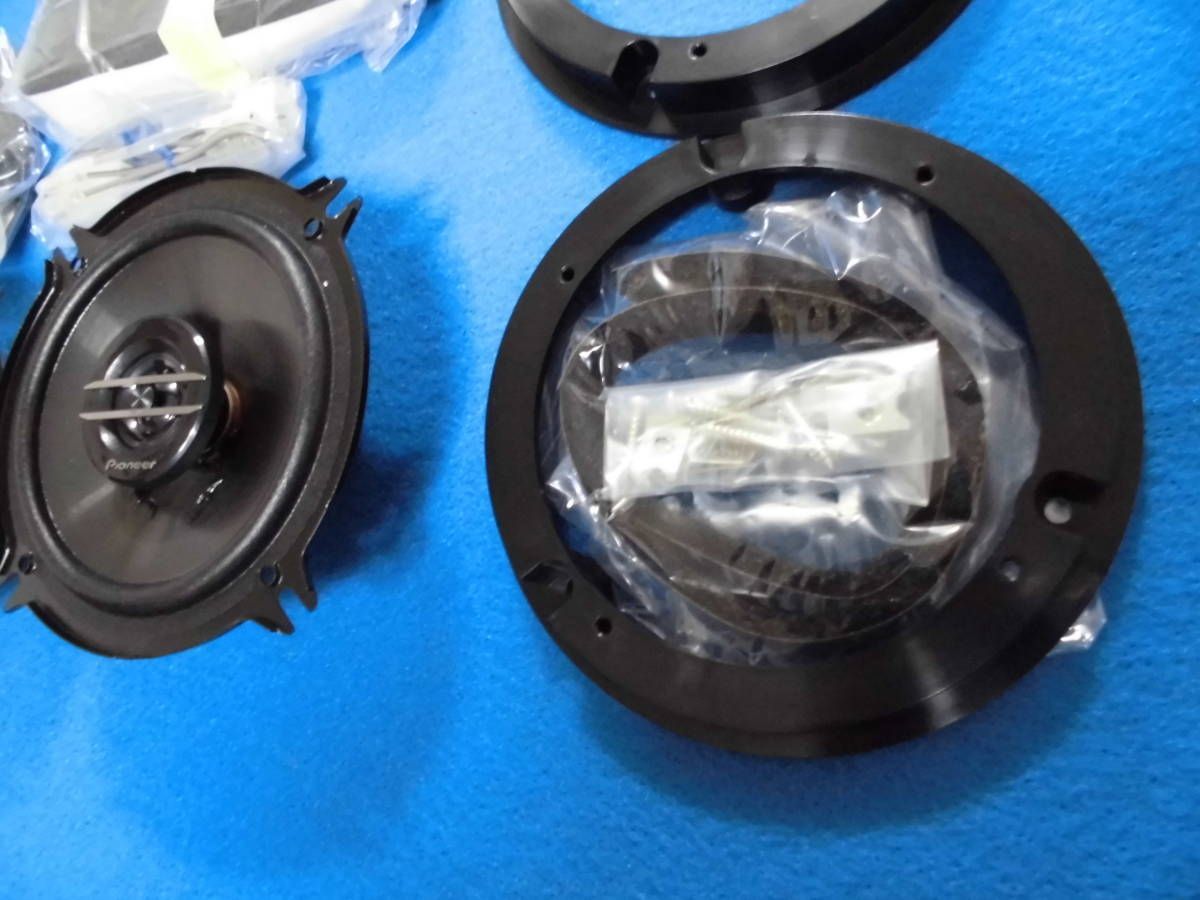 純正スピーカーブラケット