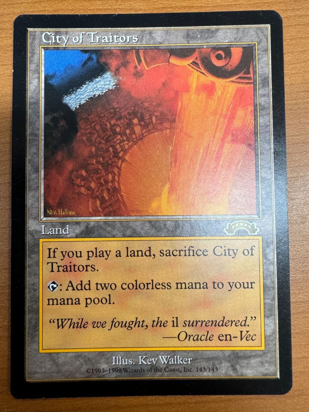 裏切り者の都　英語1枚 貴重】裏切り者の都 City of Traitors 英語版 EN版 EXO 土地 R