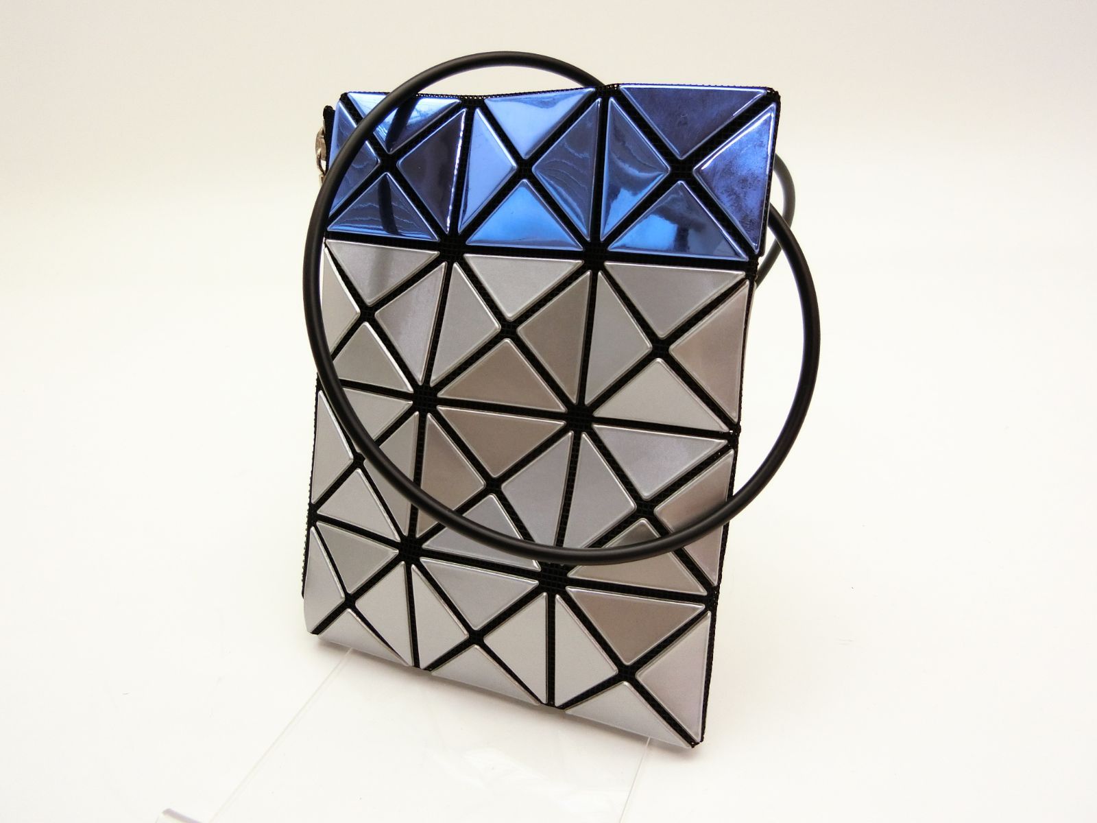 XX4090 イッセイミヤケ バオバオ ショルダー ポーチ 良品 イッセイ