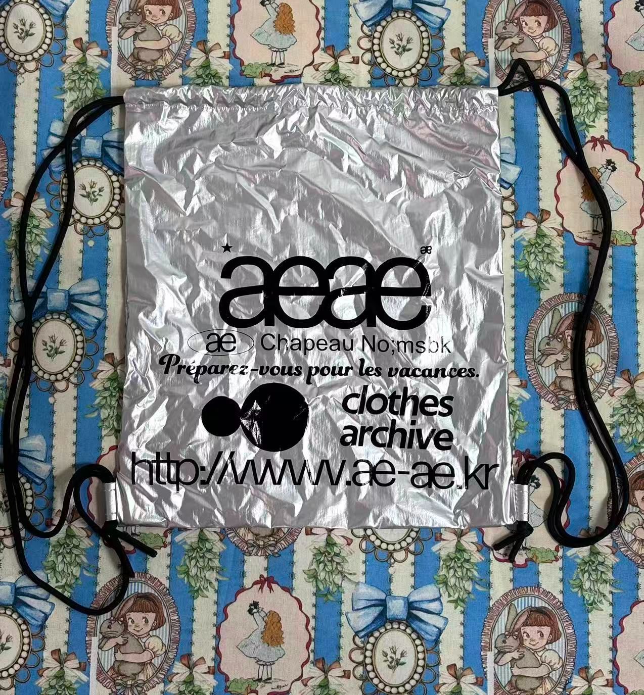aeae 韓国限定 シルバー ジムサックナップサック 大人気 ロゴナップサック aeae 韓国限定 シルバー ジムサックナップサック 大人気 ロゴ