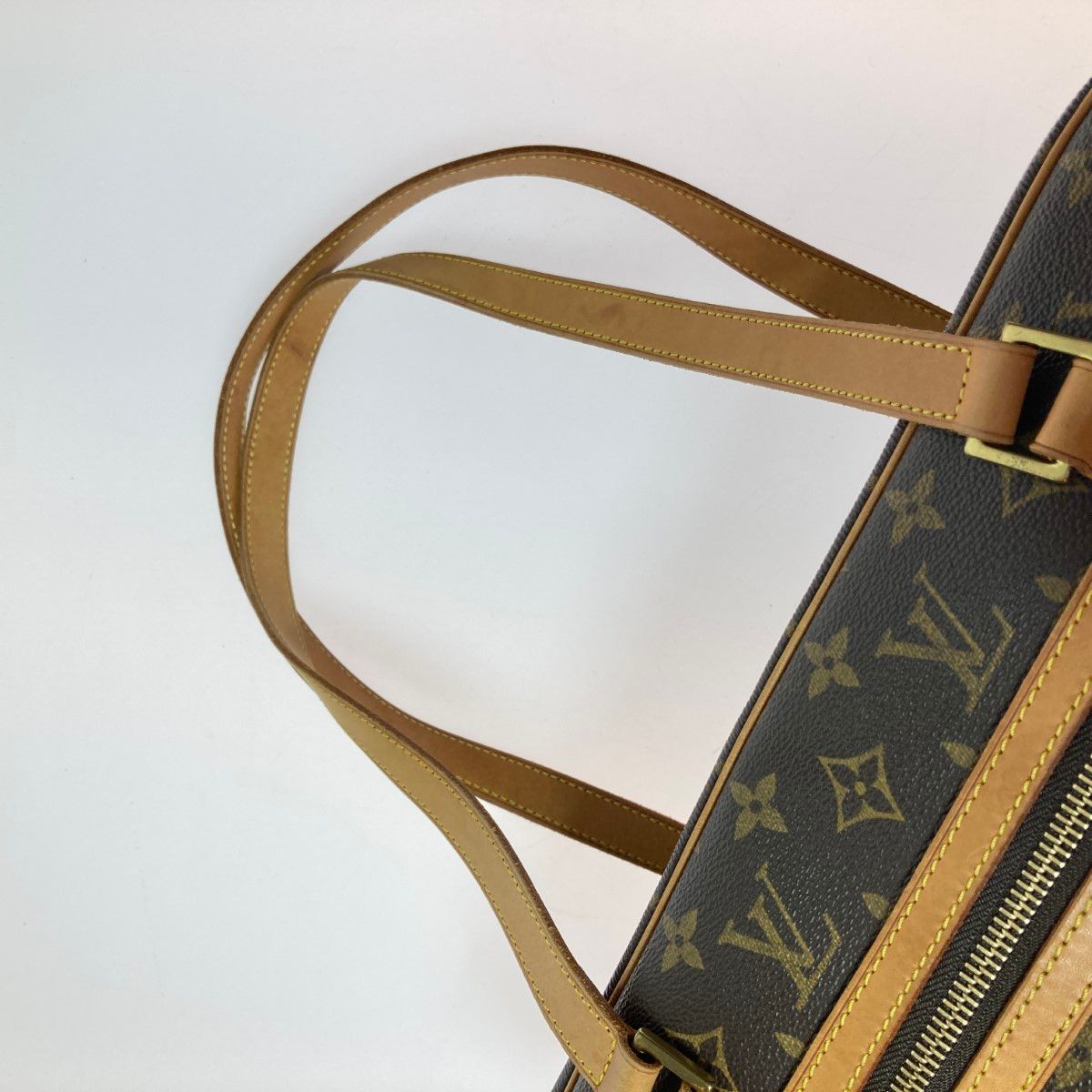 ◎◎LOUIS VUITTON ルイヴィトン モノグラム シテGM ショルダーバッグ  