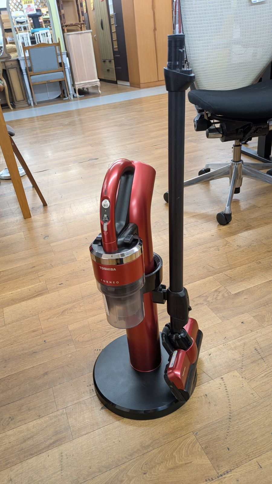 J334 キズ使用感有り 2018年製 充電式スティック掃除機 TOSHIBA VC-JCL10000