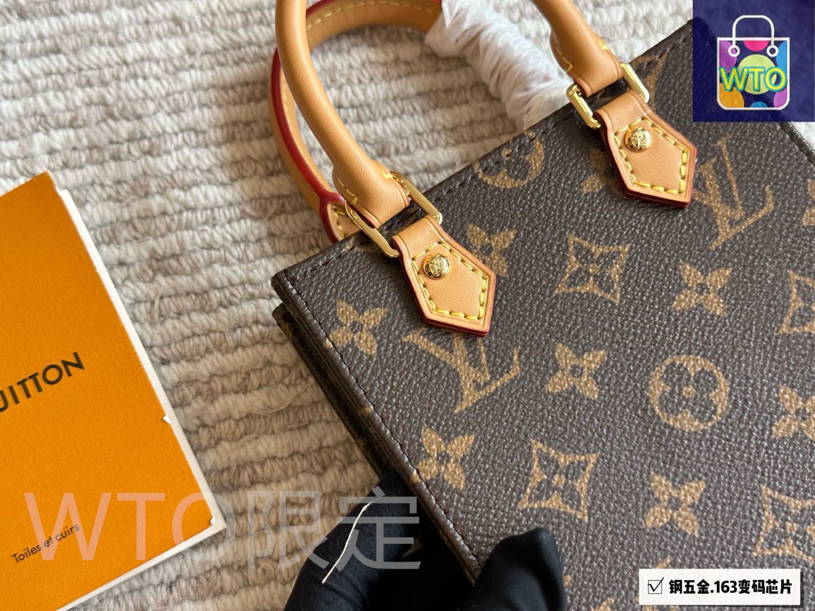Louis Vuitton ☀️美品☀️ハンドバッグ ルイヴィトン ショルダーバッグ モノグラム LVピロー マキシ