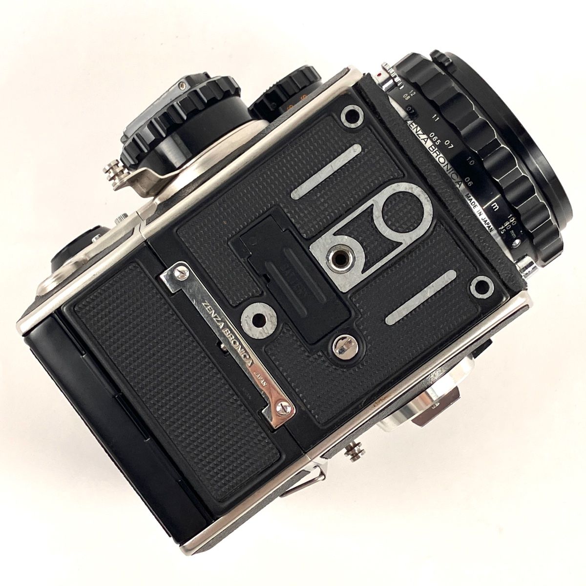 ゼンザブロニカ EC-TL + NIKKOR-P.C 75mm F2.8 ［ジャンク品］ 中古 ゼンザブロニカ EC-TL + NIKKOR-P.C 75mm F2.8 ［ジャンク品］ 中古