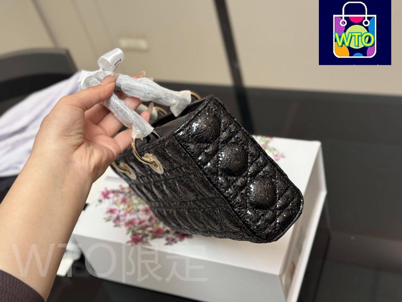 今日特価】Dior Lady Horizontal Lady Dior Bag - ホリゾンタル