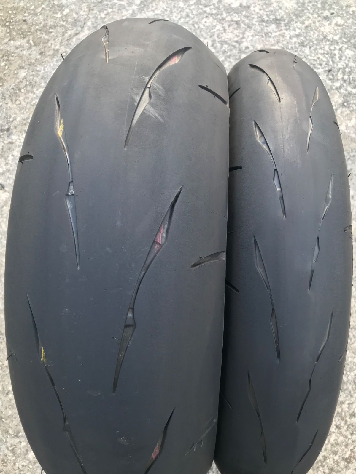 ブリヂストン RS11 前後セット 120|70ZR17 190|55ZR17 137