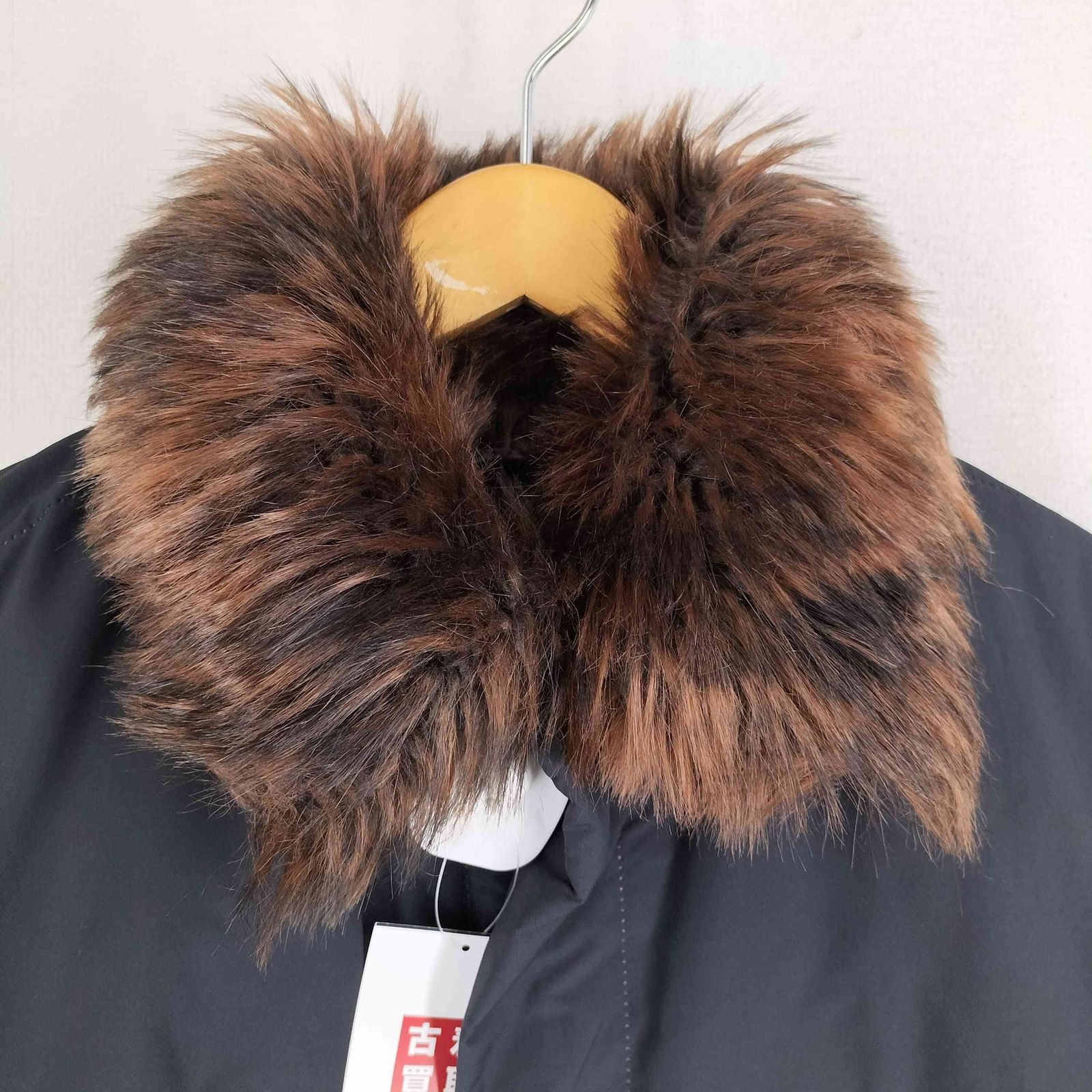 プリーツプリーズイッセイミヤケ PLEATS PLEASE ISSEY MIYAKE 襟ファー