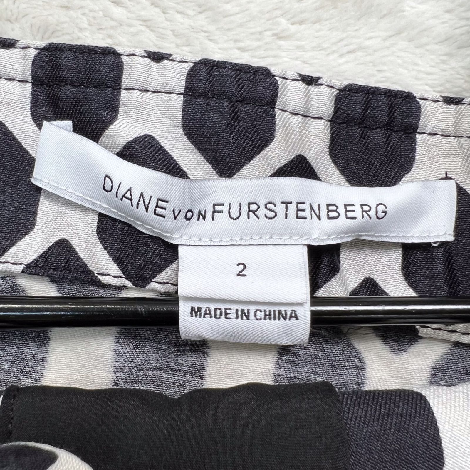 美品】DIANE von FURSTENBERG (ダイアンフォンファステンバーグ