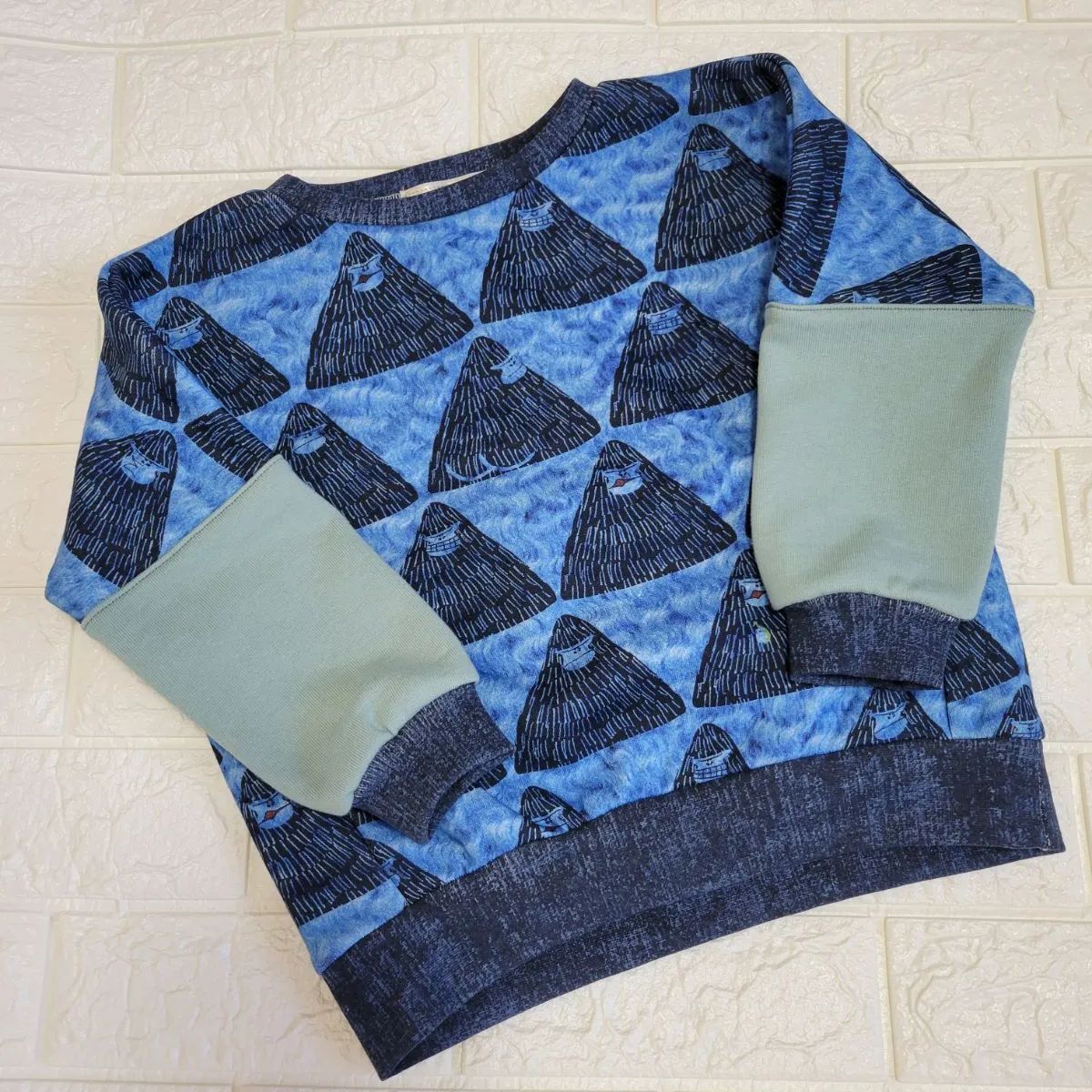 サイズ110】さんかくゴリラのプルオーバー ハンドメイド こども服  