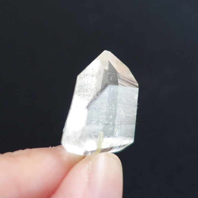 ヒマラヤ水晶原石ペンダントトップ22mm×18mm《マカルー産/高波動