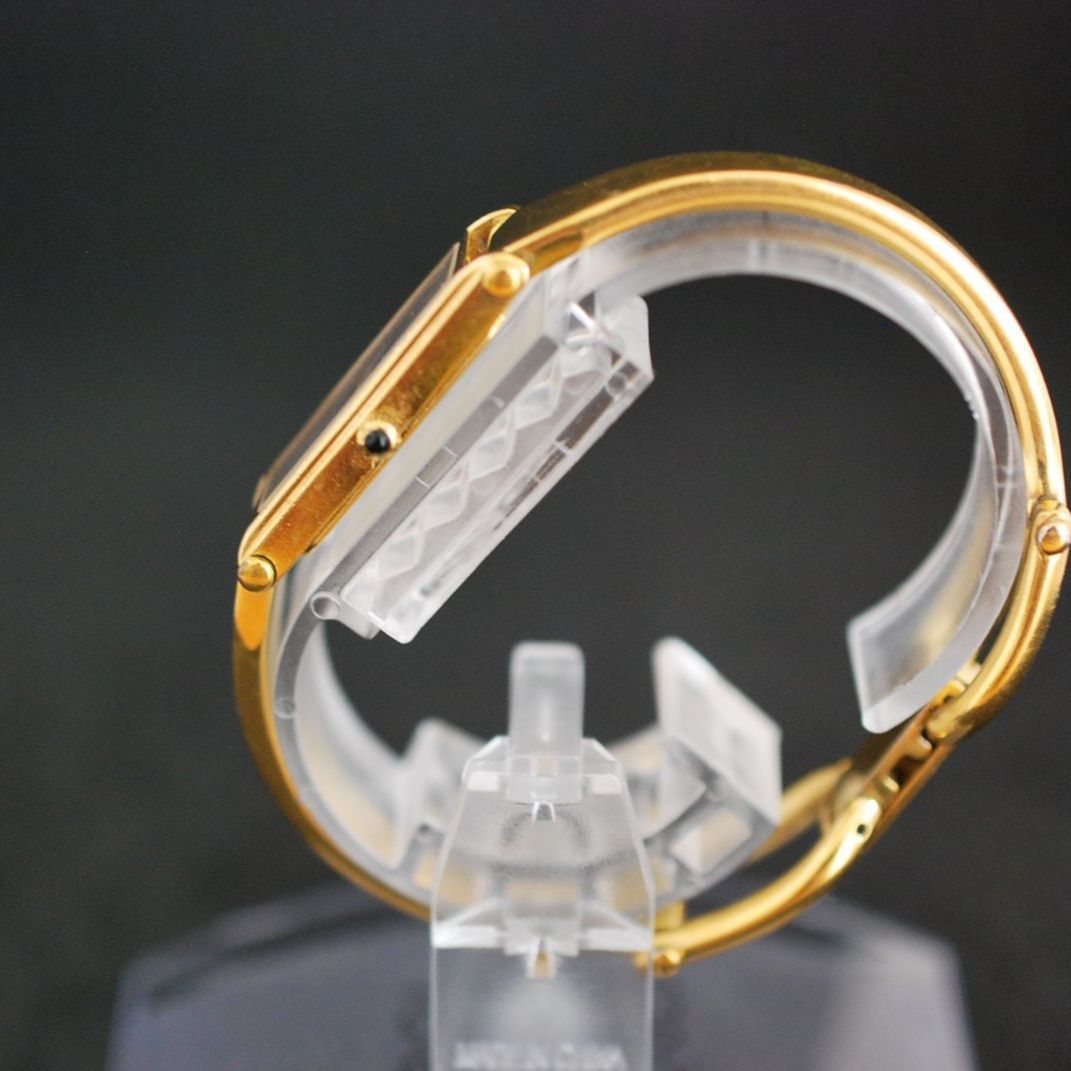 ステンレススチール