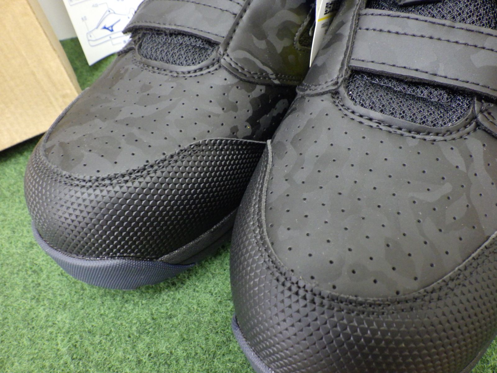 ミズノ ワークシューズ 安全靴 オールマイティ LSⅡ21M ブラック×ダークシルバー 27.0 cm 3E ♥品