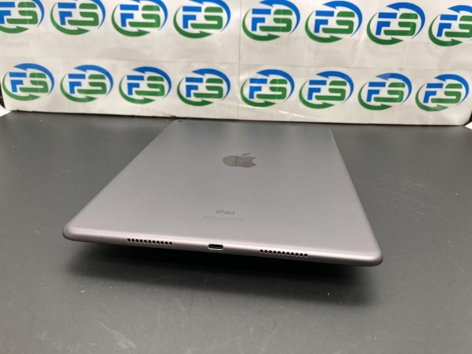 64GB スペースグレイ