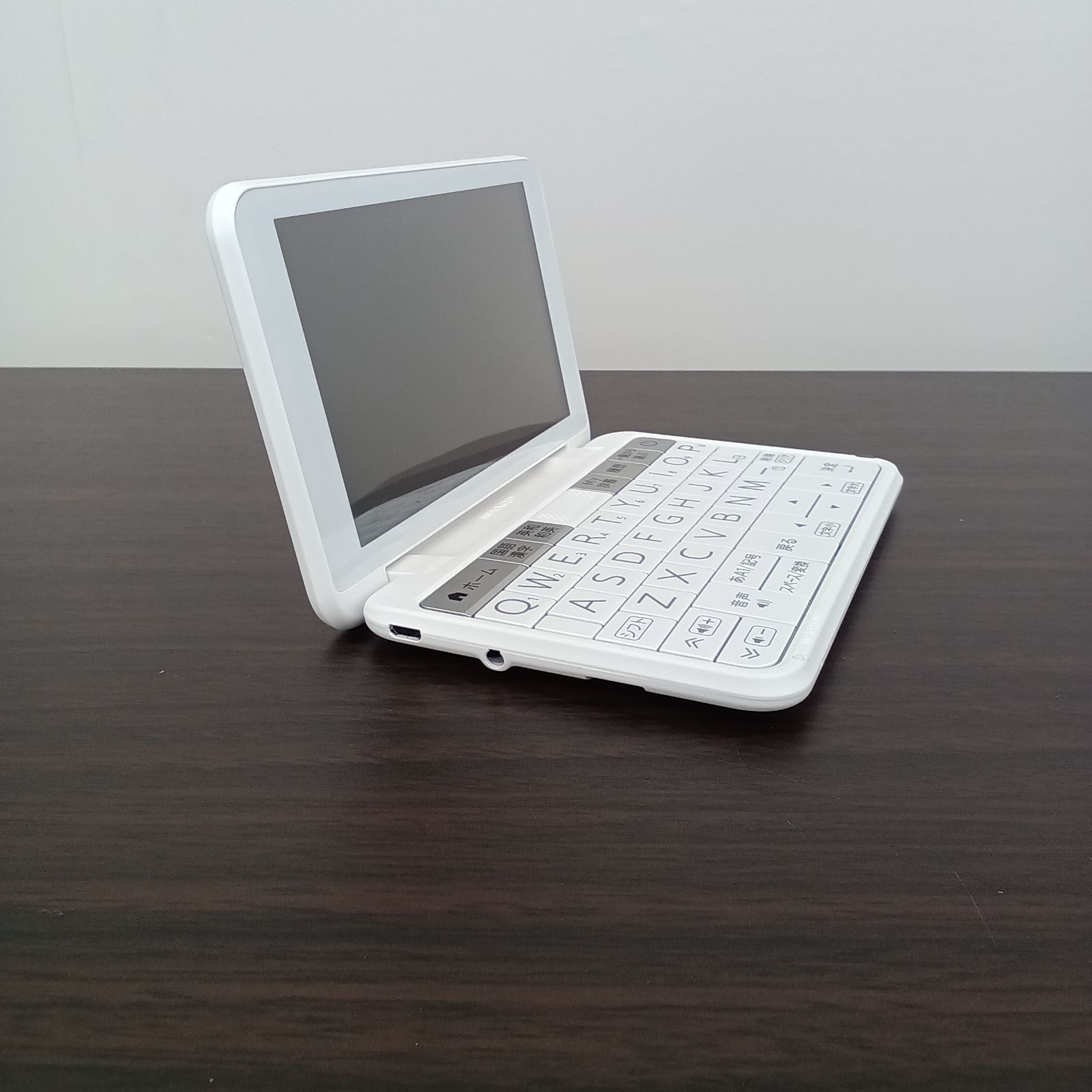 シャープ カラ?電子辞書 Brain 高校生モデル ホワイト系 PW-SH3-W シャープ カラ\u2015電子辞書 Brain 高校生モデル ホワイト系 PW-SH3-W