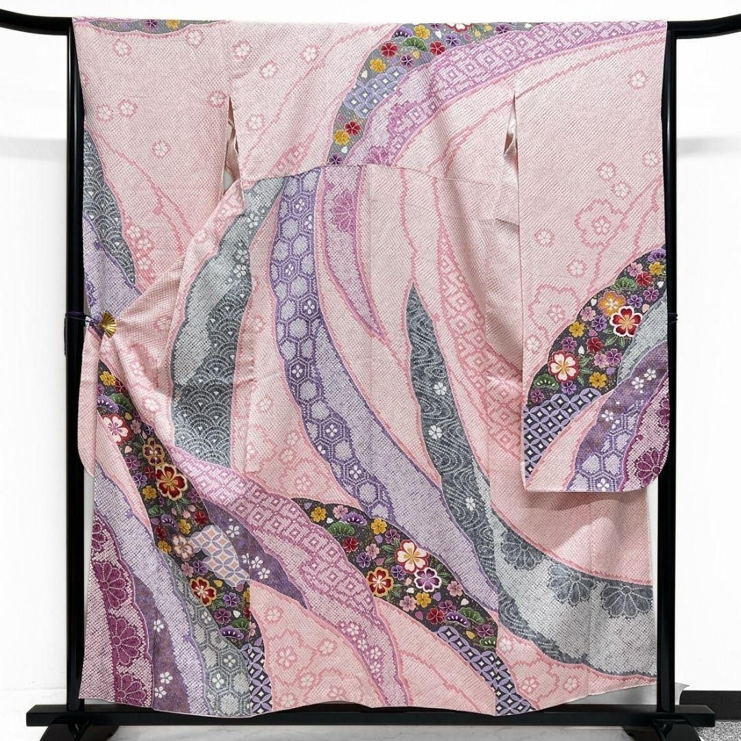 総絞り 金駒刺繍 桜花 菊花 七宝 振袖 晴れの日 成人式 着物 115p 