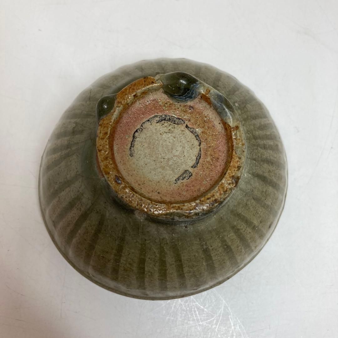 中国明時代　七官青磁　茶碗　人形手　トヒコ　東さ6-0129① 中国明時代 七官青磁 茶碗 人形手 トヒコ 東さ6-0129① - メルカリ