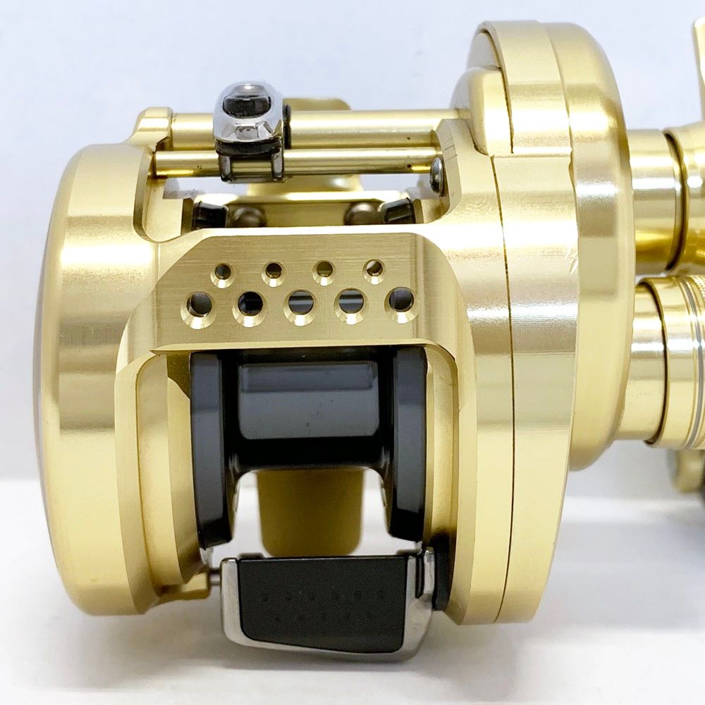 SHIMANO - 【加古川店】 中古 SHIMANO | シマノ リール 15オシアコンクエスト 200PG 【ベイトリール/右ハンドル】 【85】 加古川店】 中古 SHIMANO | シマノ リール 15オシアコンクエスト