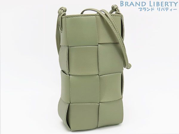 Bottega veneta ボッテガ・ヴェネタ カセット バッグ 美品 舞い Bottega veneta ボッテガ・ヴェネタ カセット バッグ 美品 舞い