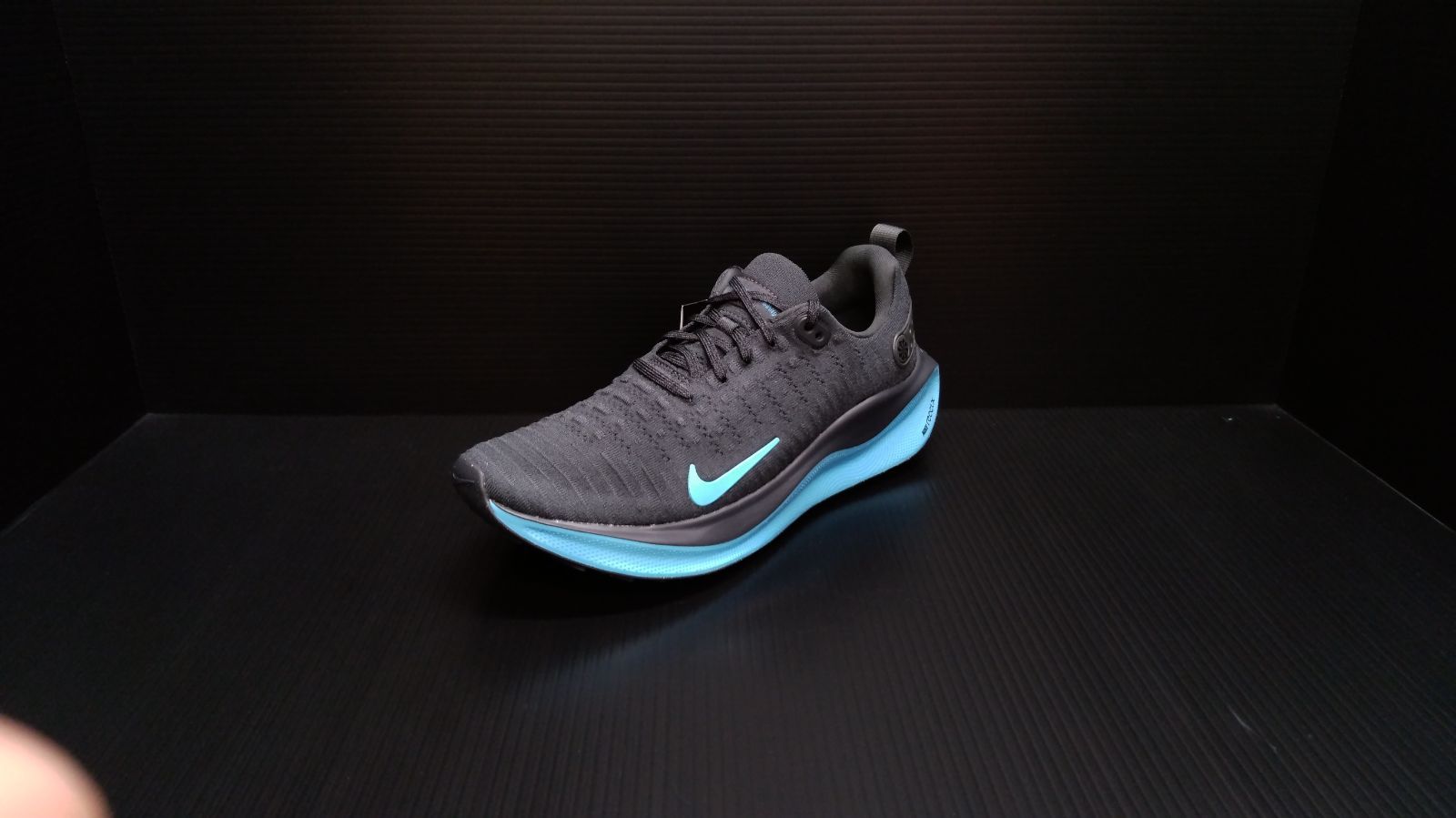 NIKE REACTX INFINITY RUN 4 DR2665 008（リアクト X