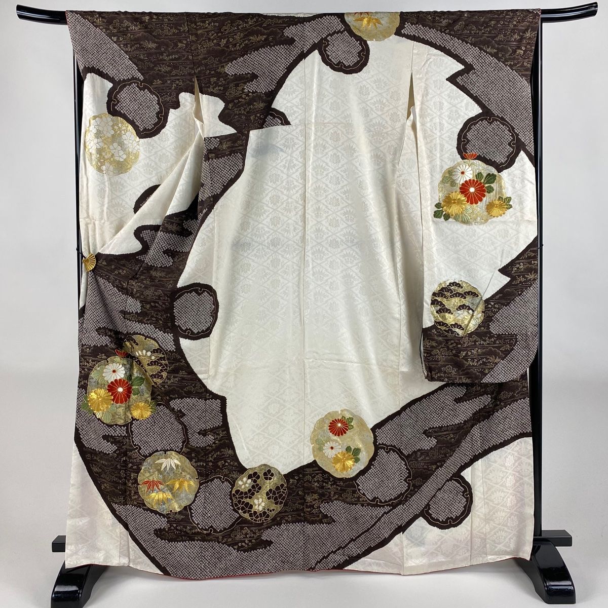 振袖 身丈165.5cm 裄丈67cm M 袷 菊 雪輪 絞り 刺繍 クリーム 正絹 秀品