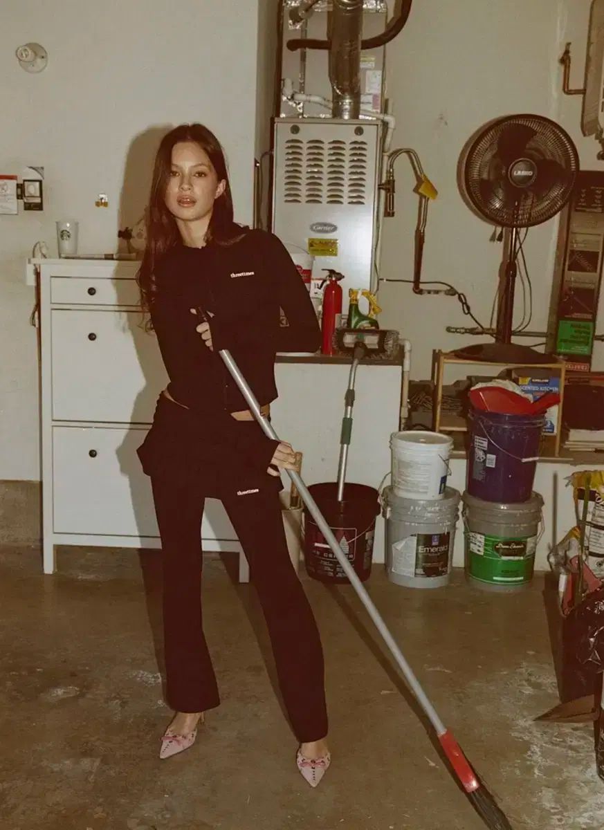 threetimes スリータイムズ エルフィン スカンツ 黒 S