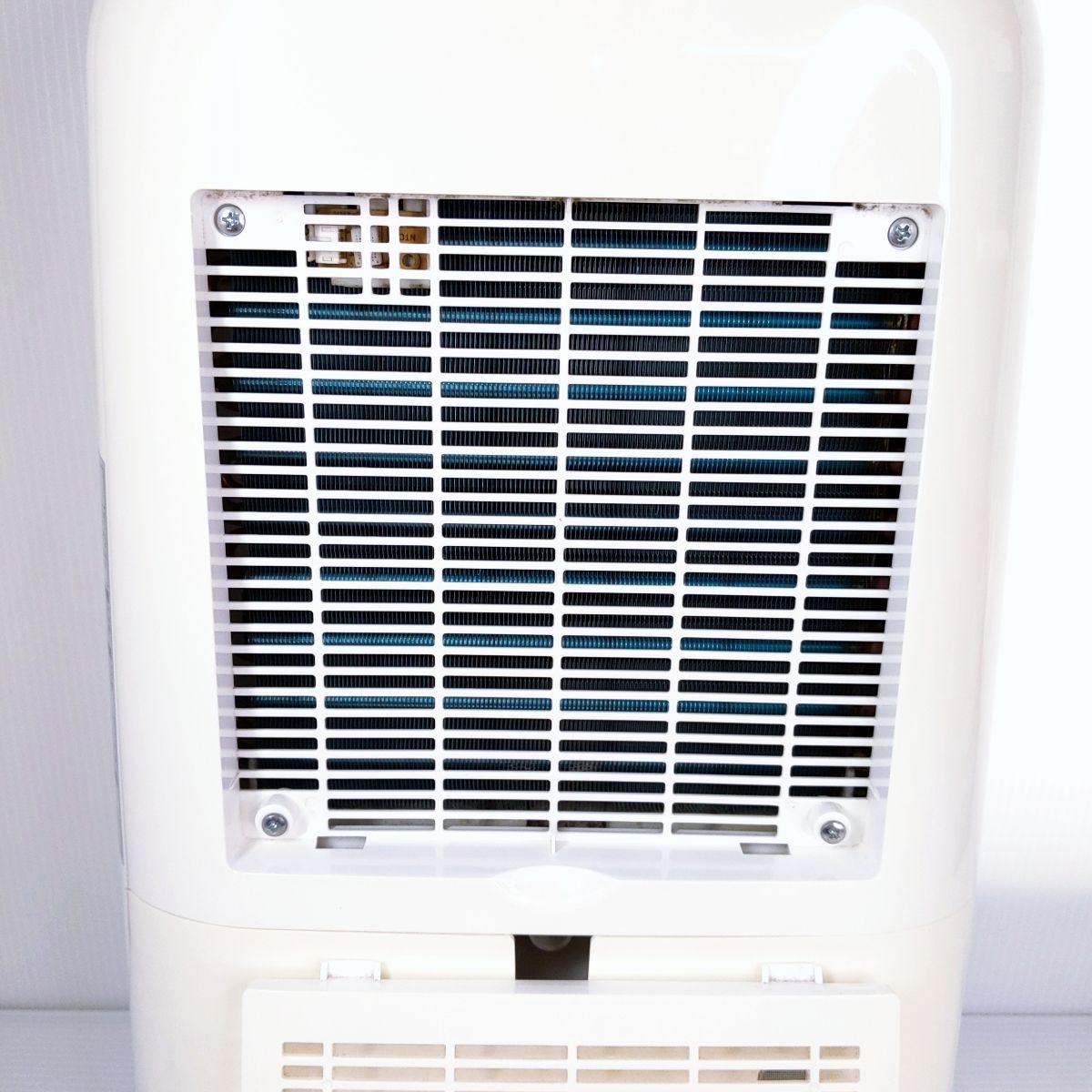 中古品】アイリスオーヤマ 衣類乾燥除湿器 2020年製 IJC-H65〇YR