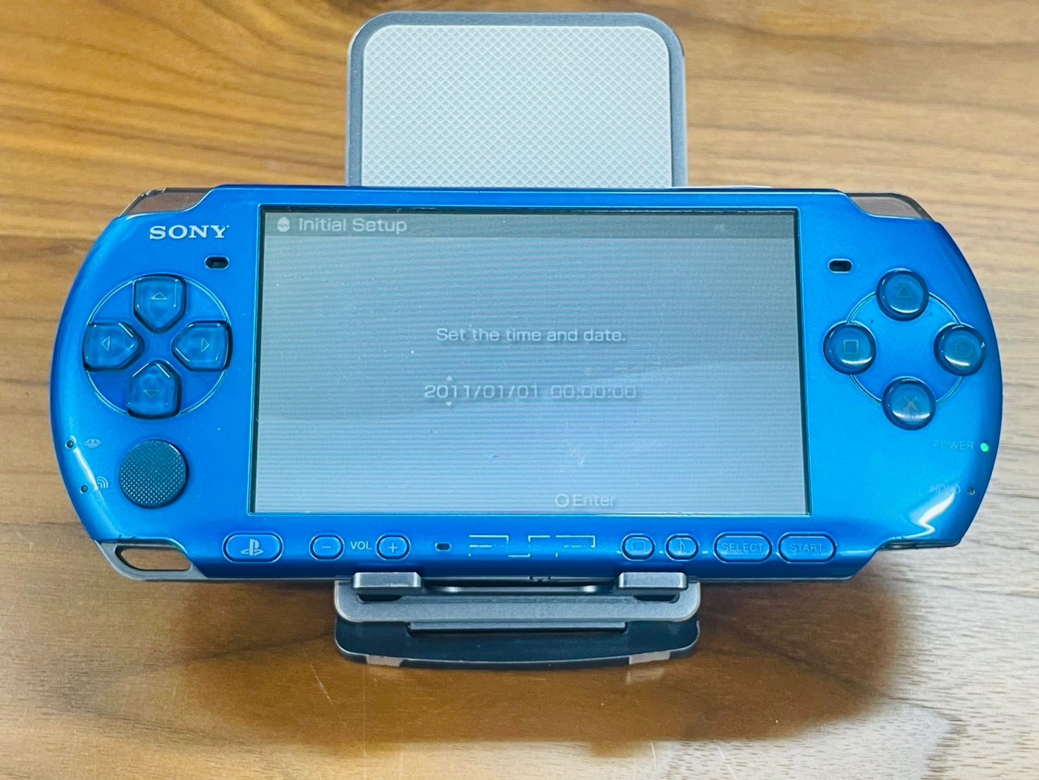 PlayStation Portable - PSP 白青　おまけソフト付き【動作確認済み】 Amazon | PSP「プレイステーション・ポータブル」バリューパック