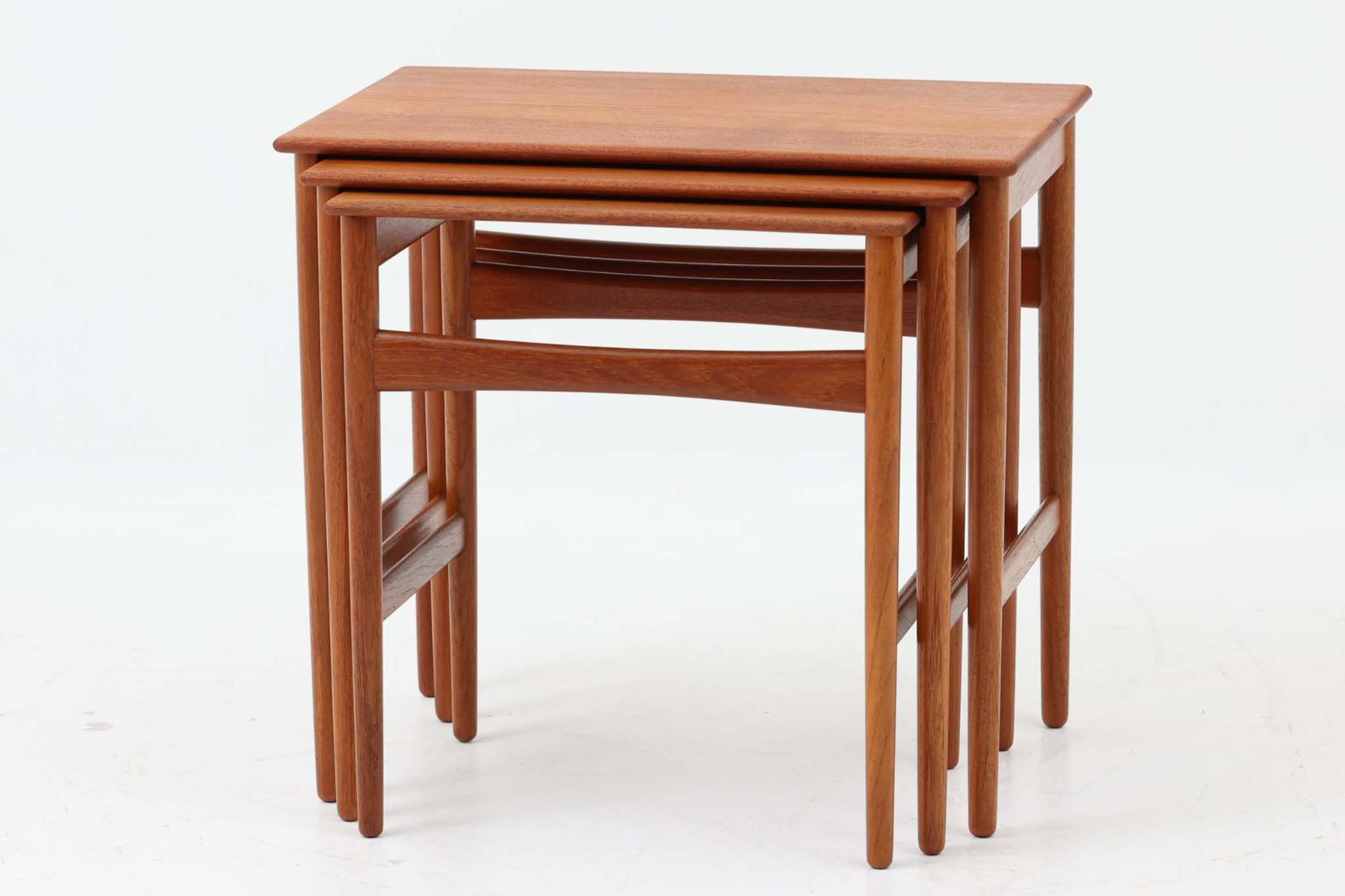 アジアン・バリ家具 木製ガラストップ円形テーブル テーブル｜バリ島直