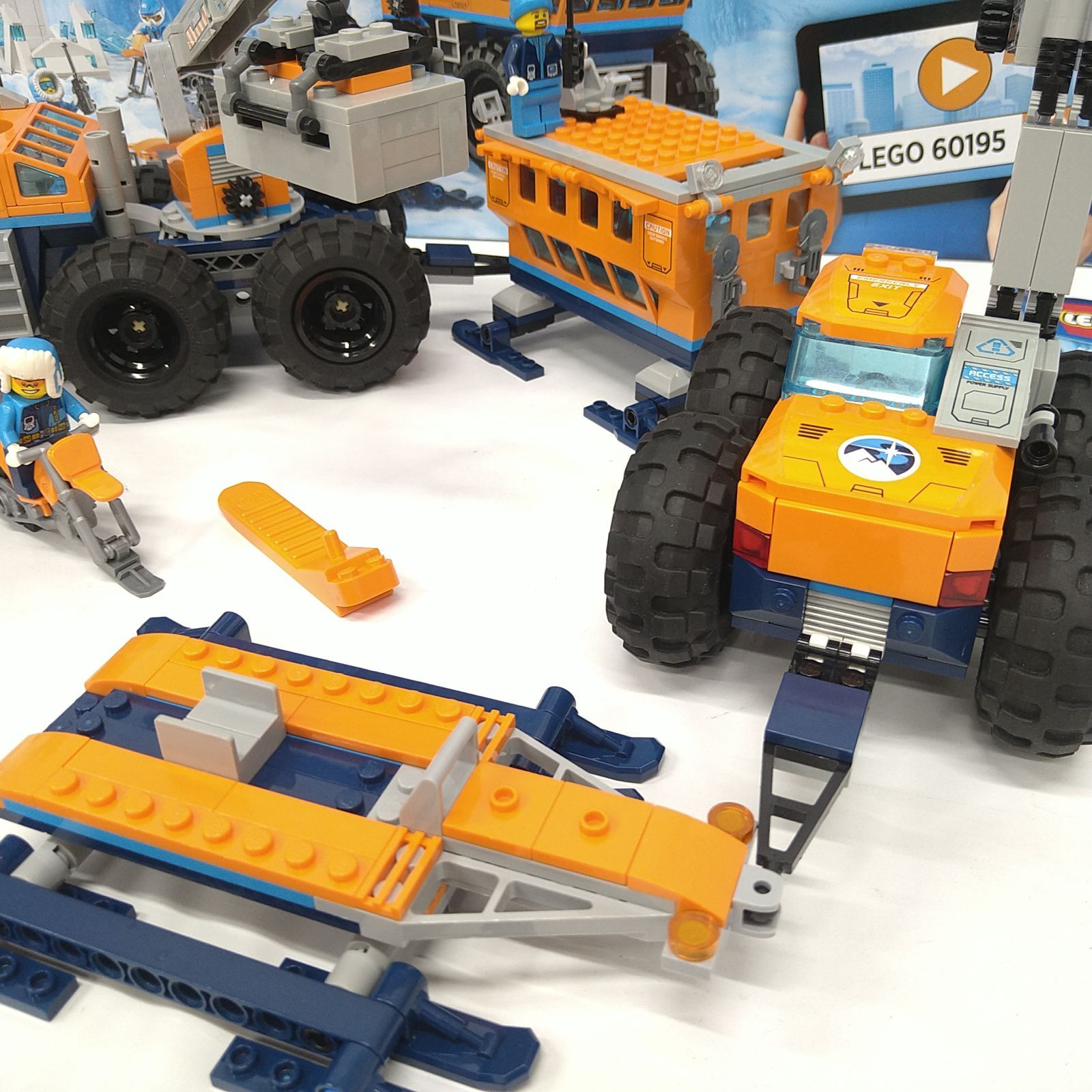 専用　出品 中古】正規品 LEGO CITY レゴ シティ 北極探検基地 60195 - メルカリ
