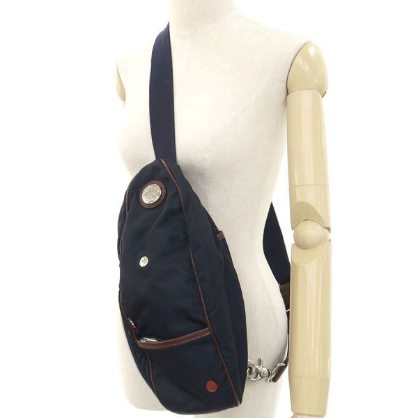 オロビアンコ ボディバッグ