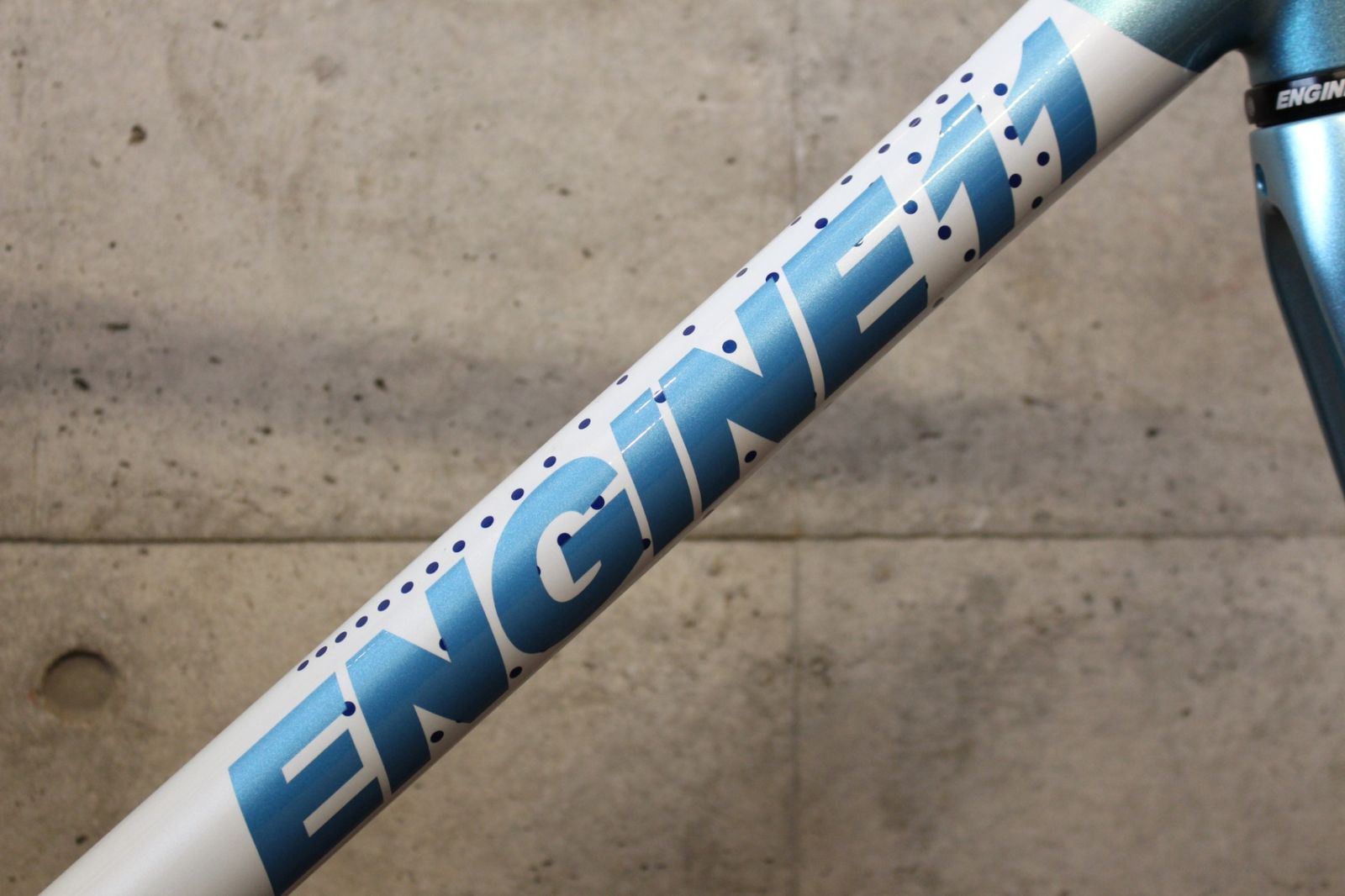 未使用品！エンジン ENGINE11 Crit-D 2024 Mサイズ アルミ