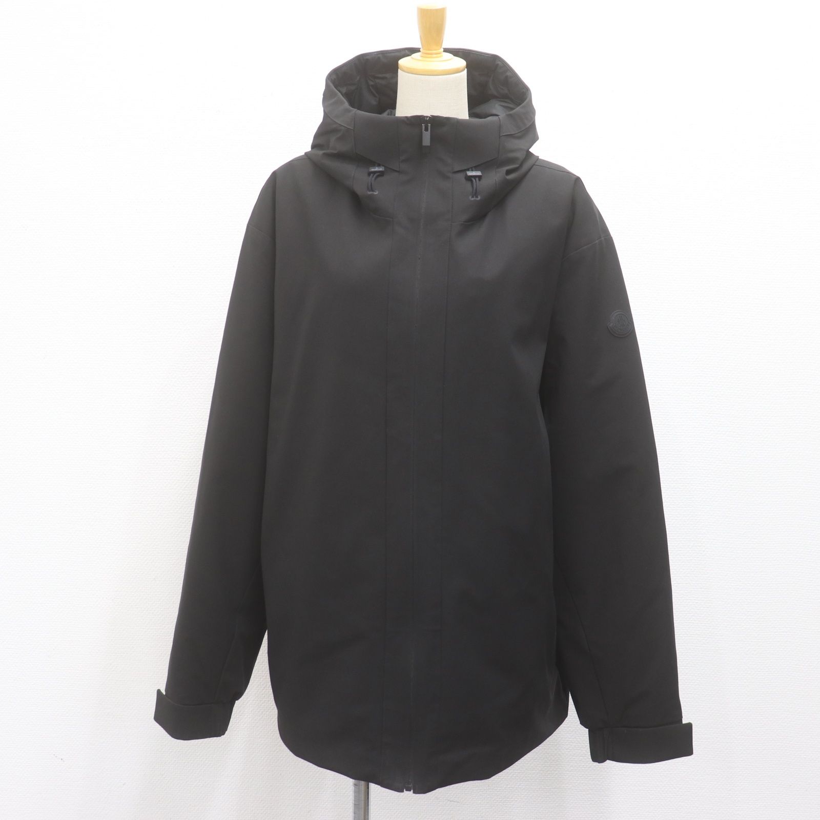 ITLOB1X2HRXC 国内正規品 MONCLER モンクレール RIZ リズ ショート