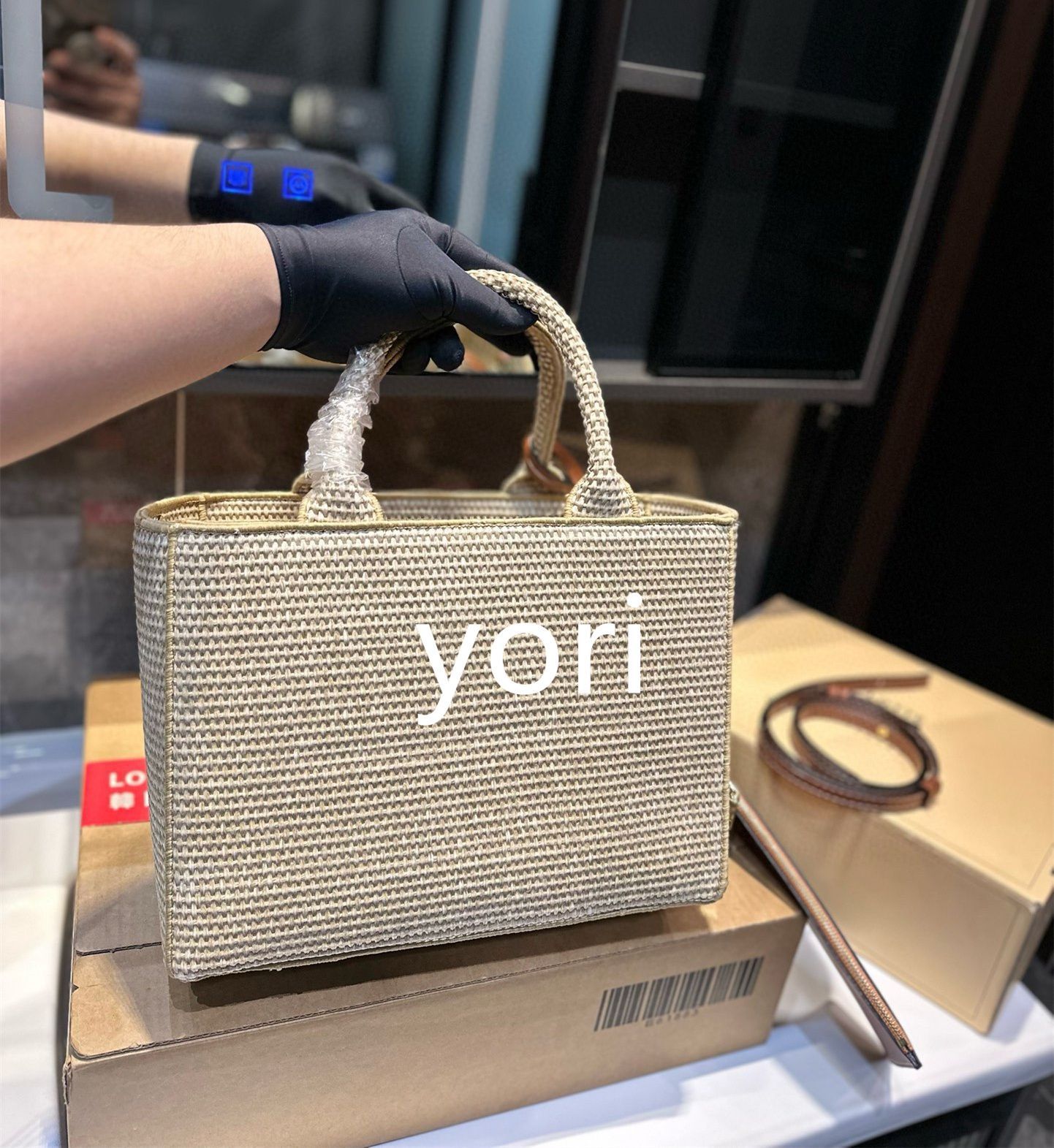CELINE セリーヌ ベジバスケット ストローバッグ CELINE セリーヌ ベジバスケット ストローバッグ