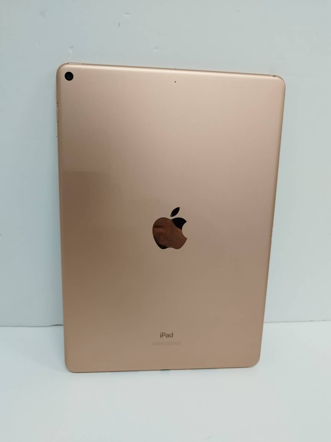 Wi-Fiモデル】iPad Air 第3世代/64GB/A2152〈FUUL2J/A〉 - メルカリ