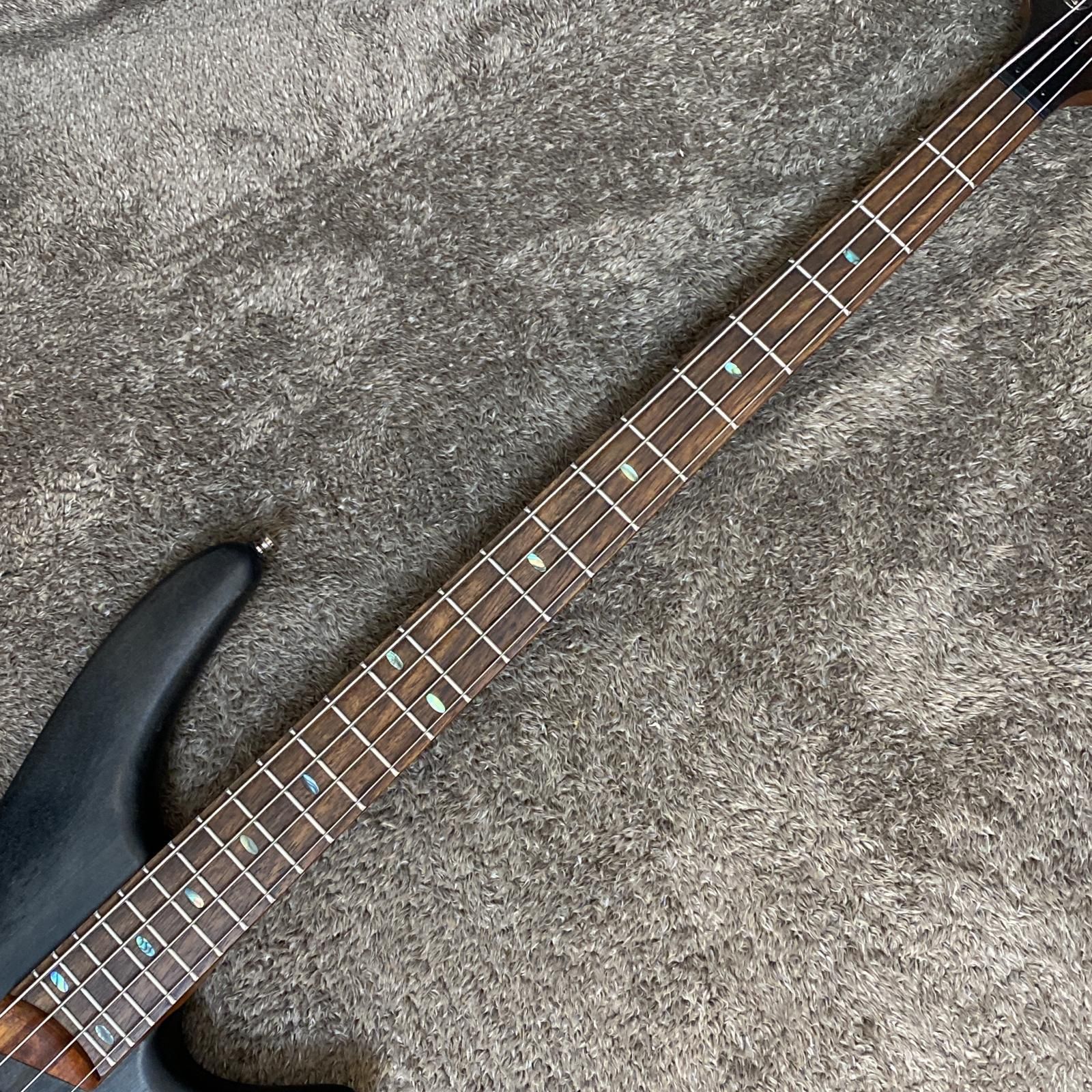 Ibanez SR500（2003年製）中古　期間限定値下げ中！ Ibanez SR500（2003年製）中古 期間限定値下げ中！ Ibanez SR500