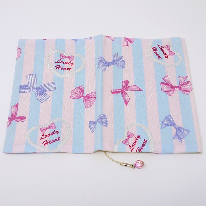 127  オリーブ　ハンドメイド　ブックカバー　文庫本サイズ　栞付き ブックカバー 文庫 通販 Greeful グリーフル 文庫本サイズ